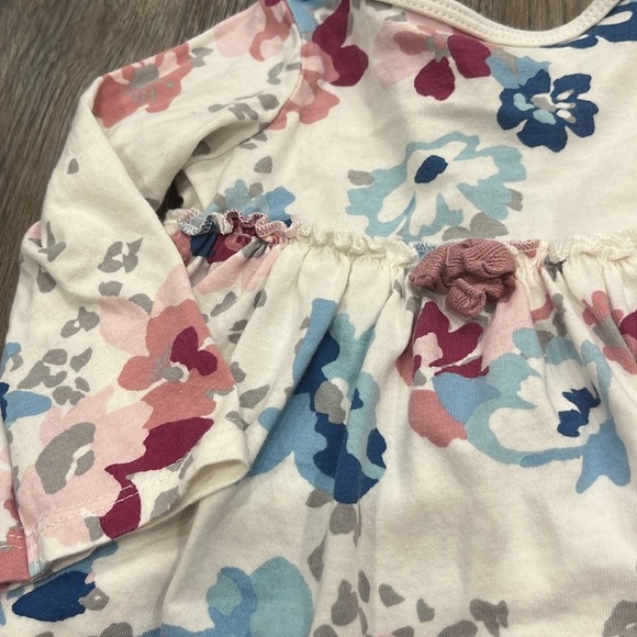 🦄5/25 Baby floral flowy long sleeve - Picture 2 of 4